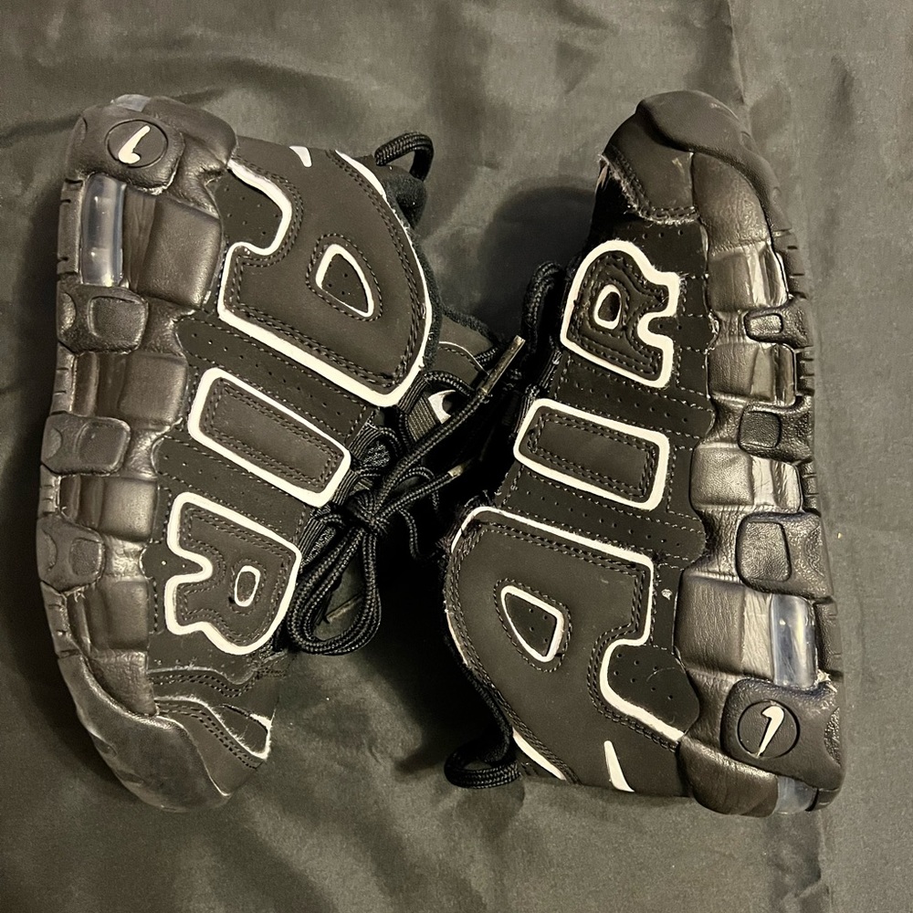 Nike Uptempo Air